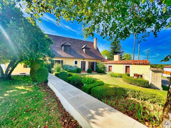 Maison Familiale, Grange, 5Hecta, piscine couverte