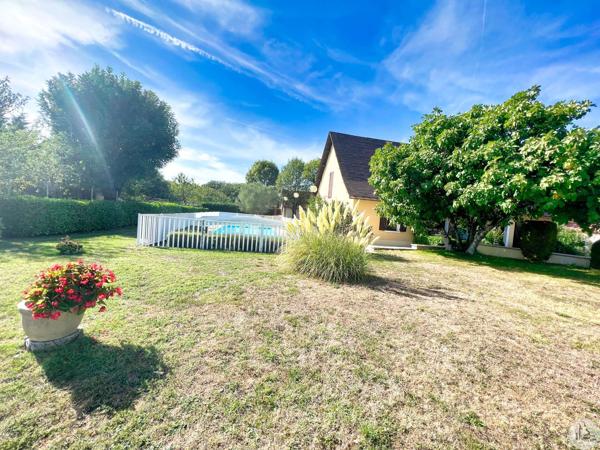 Maison Familiale, Grange, 5Hecta, piscine couverte