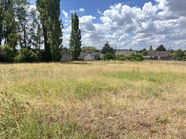 Terrain 82 950 € Noyers-sur-Cher 3600 m² DPE