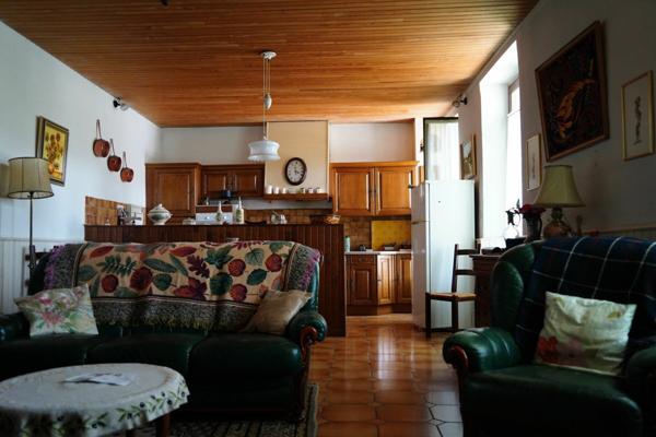 Maison à vendre    5 pièces •  Durban-Corbières