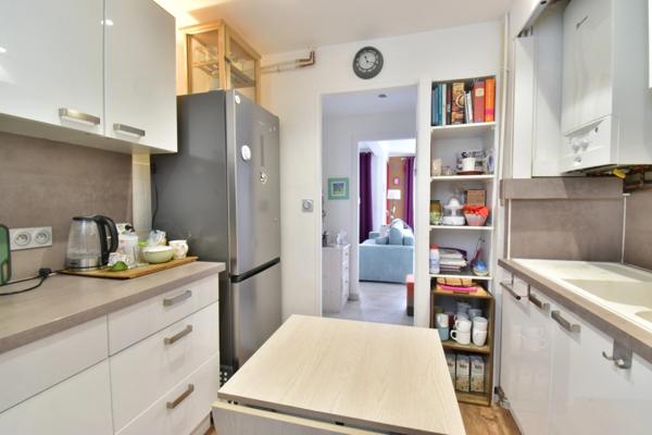 APPARTEMENT T3 68 m², GARAGE, CAVE En anglais