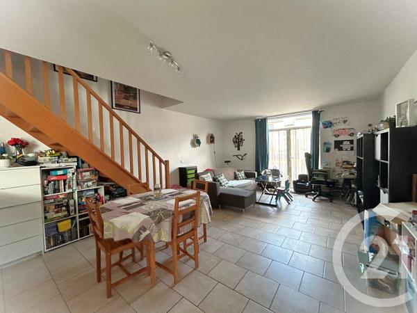 Appartement F3 à vendre  3 pièces - 79,29 m 2   ETAMPES  - 91