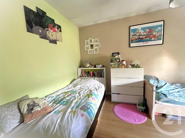 Appartement F3 à vendre  3 pièces - 79,29 m 2   ETAMPES  - 91