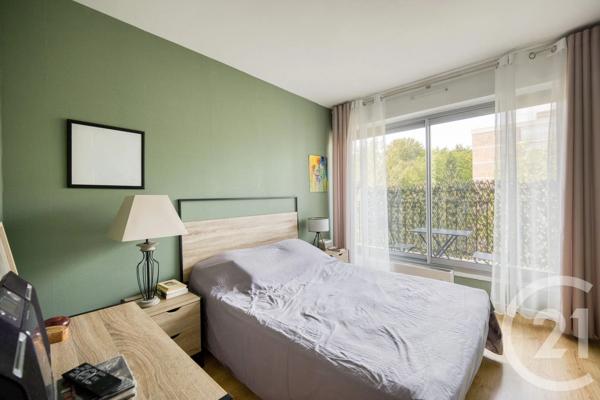 Appartement F4 à vendre  4 pièces - 79 m 2   BRUNOY  - 91