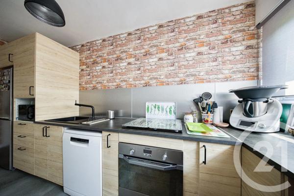 Appartement F4 à vendre  4 pièces - 79 m 2   BRUNOY  - 91