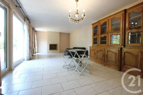 Maison à vendre  8 pièces - 173 m 2   ST MICHEL SUR ORGE  - 91