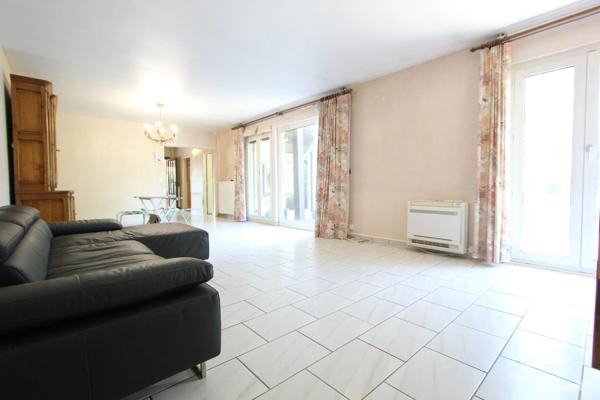 Maison à vendre  8 pièces - 173 m 2   ST MICHEL SUR ORGE  - 91