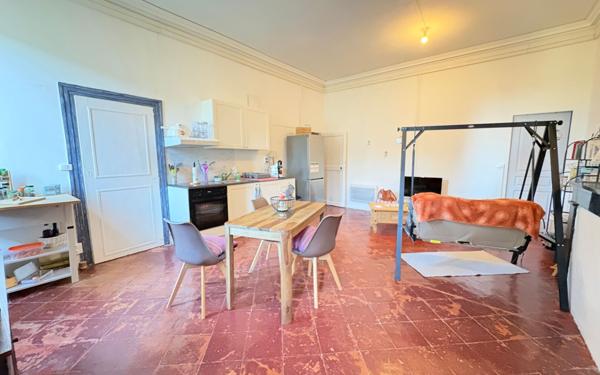 Immeuble à vendre    15 pièces •  Castelnaudary