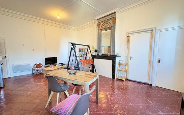 Immeuble à vendre    15 pièces •  Castelnaudary