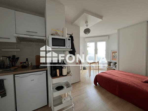 Location Studio meublé 17.5 m² - 53 AVENUE DE NOES Pessac 33600