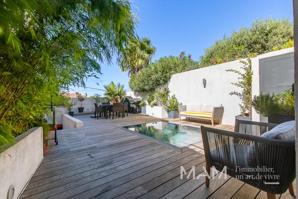 13007 Maison avec vue Roucas