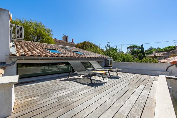 13007 Maison avec vue Roucas