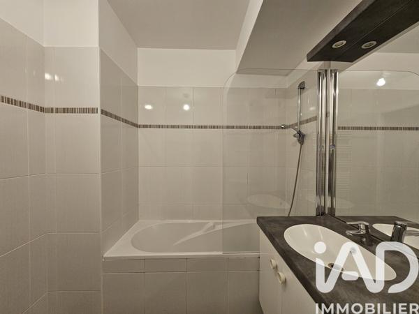 Appartement à vendre 4 pièces 81,22 m² Asnières-sur-Seine