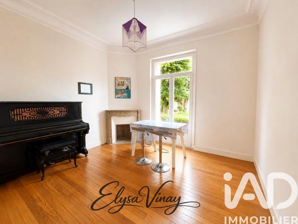 Maison à vendre 10 pièces 254 m² Mantes-la-Ville
