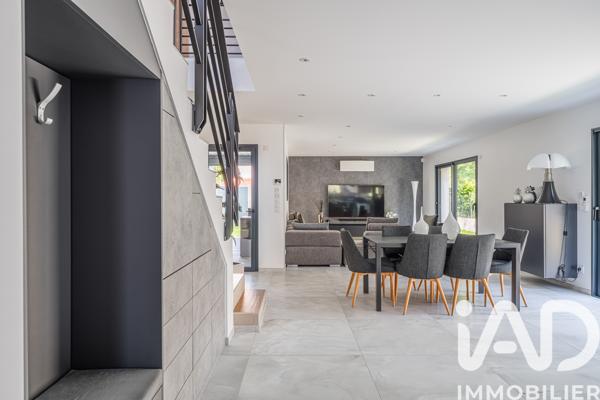 Maison à vendre 5 pièces 151 m² Grenoble