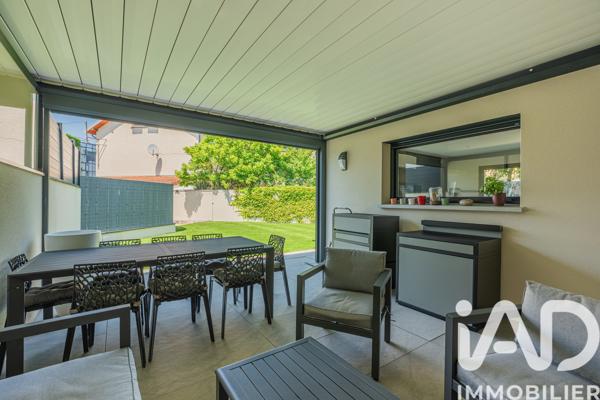 Maison à vendre 5 pièces 151 m² Grenoble