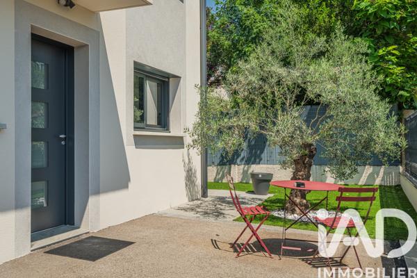 Maison à vendre 5 pièces 151 m² Grenoble