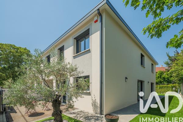 Maison à vendre 5 pièces 151 m² Grenoble