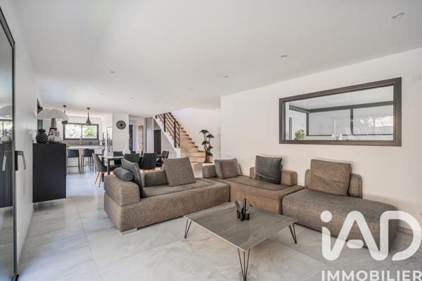 Maison à vendre 5 pièces 151 m² Grenoble