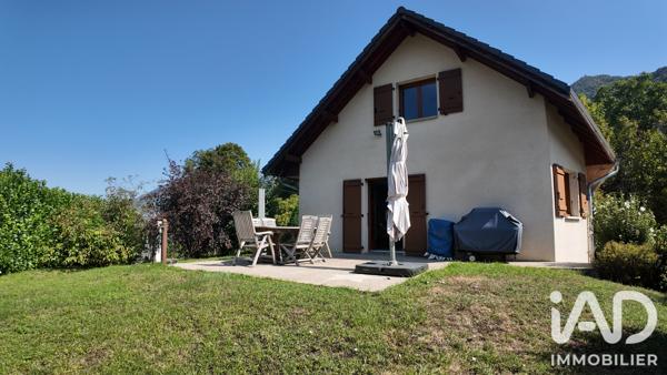 Maison à vendre 5 pièces 182 m² Challes-les-Eaux