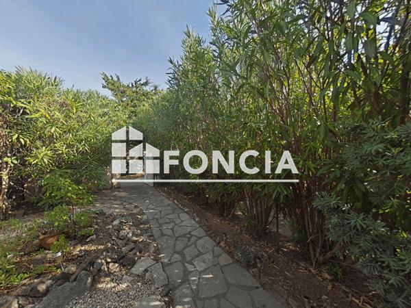 Location Studio meublé 18.45 m² - La Londe Les Maures 83250