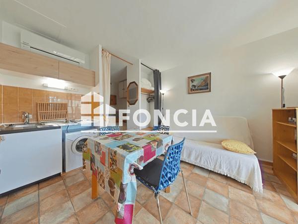 Location Studio meublé 18.45 m² - La Londe Les Maures 83250