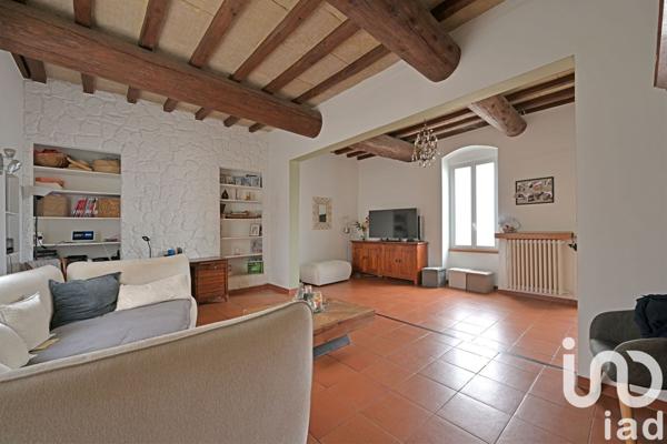 Maison 5 pièces de 180 m² à Générac (30510)