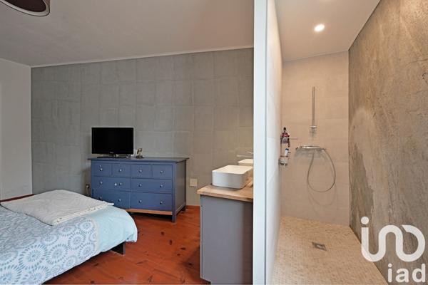 Maison 5 pièces de 180 m² à Générac (30510)