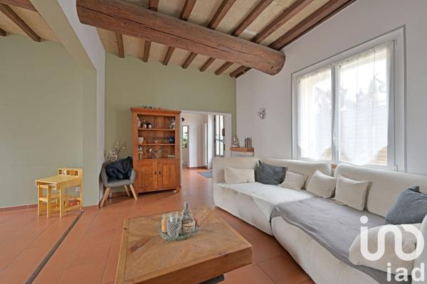 Maison 5 pièces de 180 m² à Générac (30510)