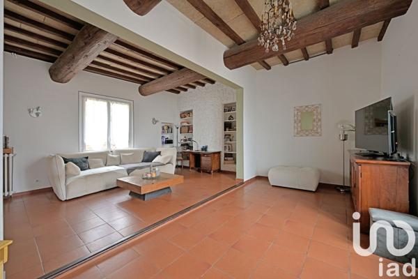 Maison 5 pièces de 180 m² à Générac (30510)