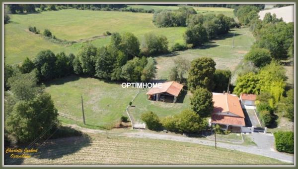 Ancien moulin rénové – 3,7 hectares au calme avec dépendances équestres