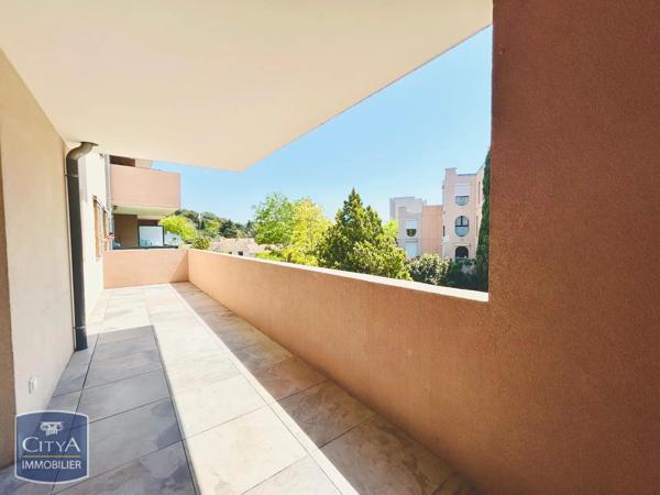 Appartement à louer 3 pièces 64.52m² Martigues (13500)