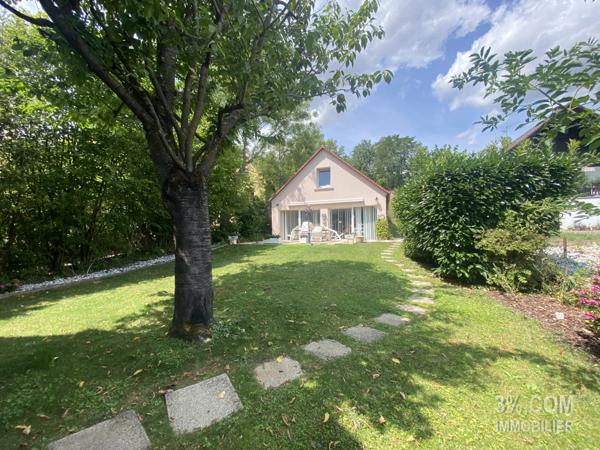 3%COM Belle propriété avec piscine intérieure sur 16 ares Gimbrett (67370)