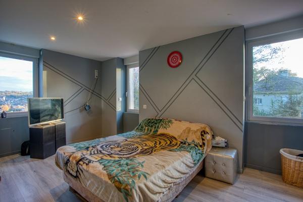 Maison à vendre |  Terrasson-Lavilledieu |  4 pièces | 152 m²