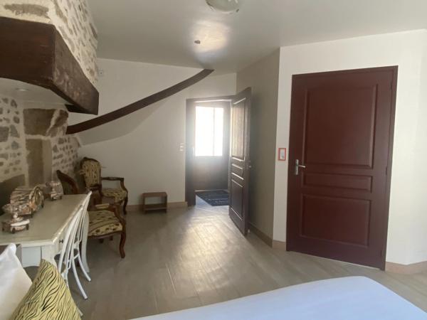 4 Chambres d'hotes dans une maison de charme et de caractère 161m² + terrain de 1124m² 113 100 €