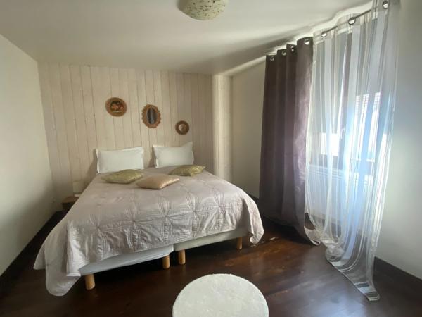 4 Chambres d'hotes dans une maison de charme et de caractère 161m² + terrain de 1124m² 113 100 €