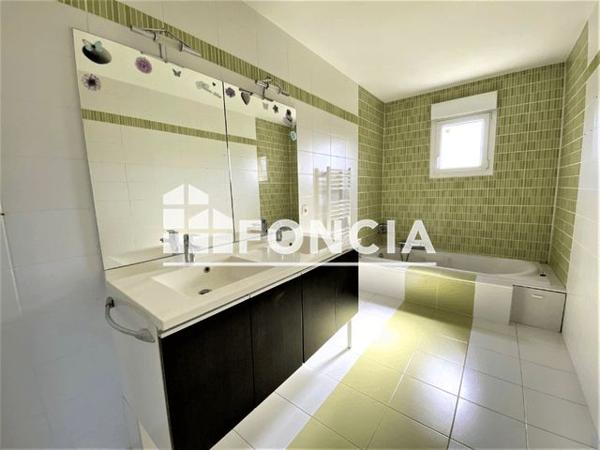 Location Maison 5 pièces 120 m² - LE BOURG La Chapelle Biche 61100