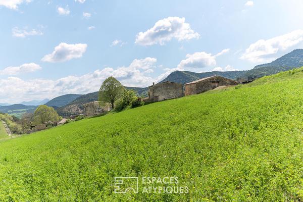 Vues panoramiques et cachet unique pour ce duo de petites bergeries à 20 min de Die