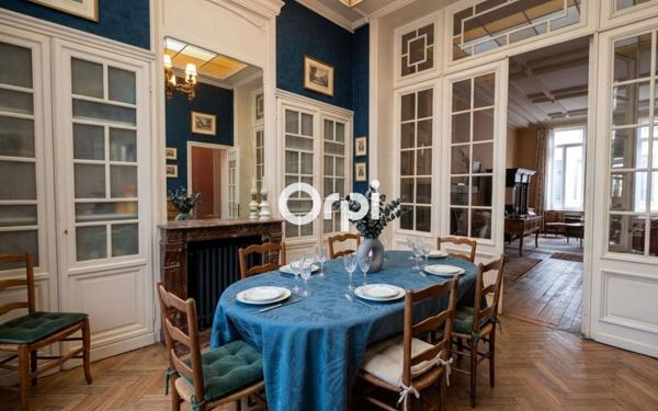Maison à vendre    6 pièces • 205 m2 Lille
