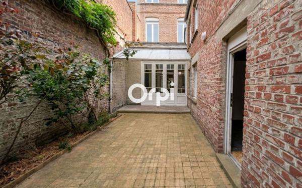 Maison à vendre    6 pièces • 205 m2 Lille