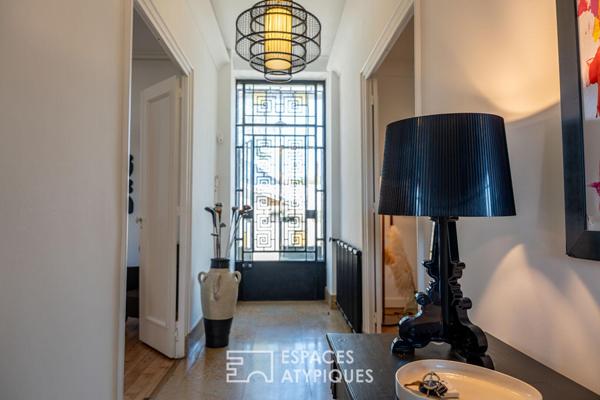 Grande maison bourgeoise rénovée avec jardin et piscine en centre ville