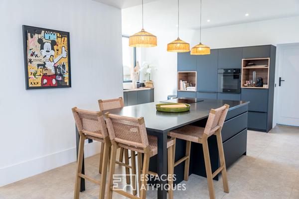 Grande maison bourgeoise rénovée avec jardin et piscine en centre ville