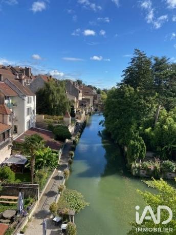 Location appartement 2 pièces 90,09 m² Dole