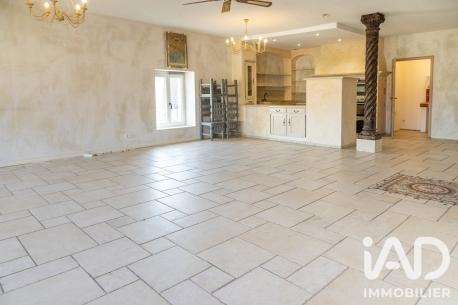 Location appartement 2 pièces 90,09 m² Dole