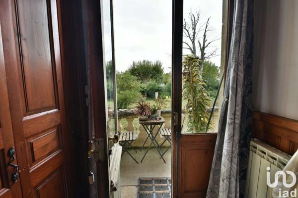 Demeure 8 pièces de 224 m² à Meschers-sur-Gironde (17132)