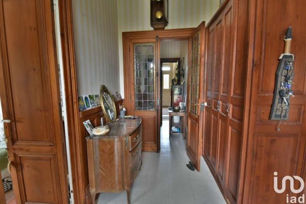 Demeure 8 pièces de 224 m² à Meschers-sur-Gironde (17132)