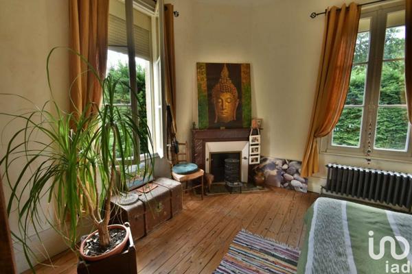 Demeure 8 pièces de 224 m² à Meschers-sur-Gironde (17132)