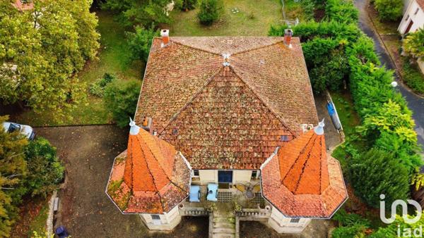 Demeure 8 pièces de 224 m² à Meschers-sur-Gironde (17132)