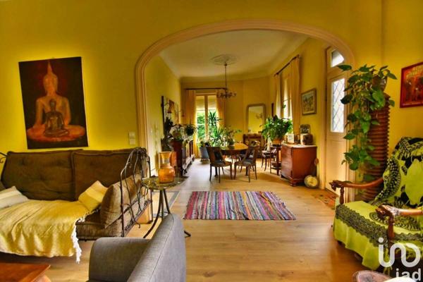 Demeure 8 pièces de 224 m² à Meschers-sur-Gironde (17132)