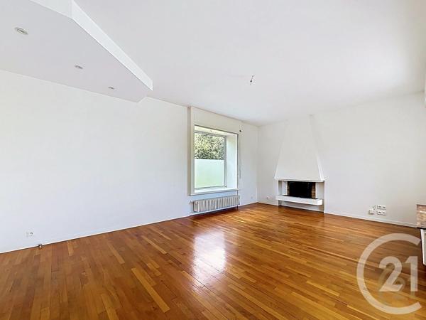 Maison à vendre  6 pièces - 109 m 2   MONTBELIARD  - 25
